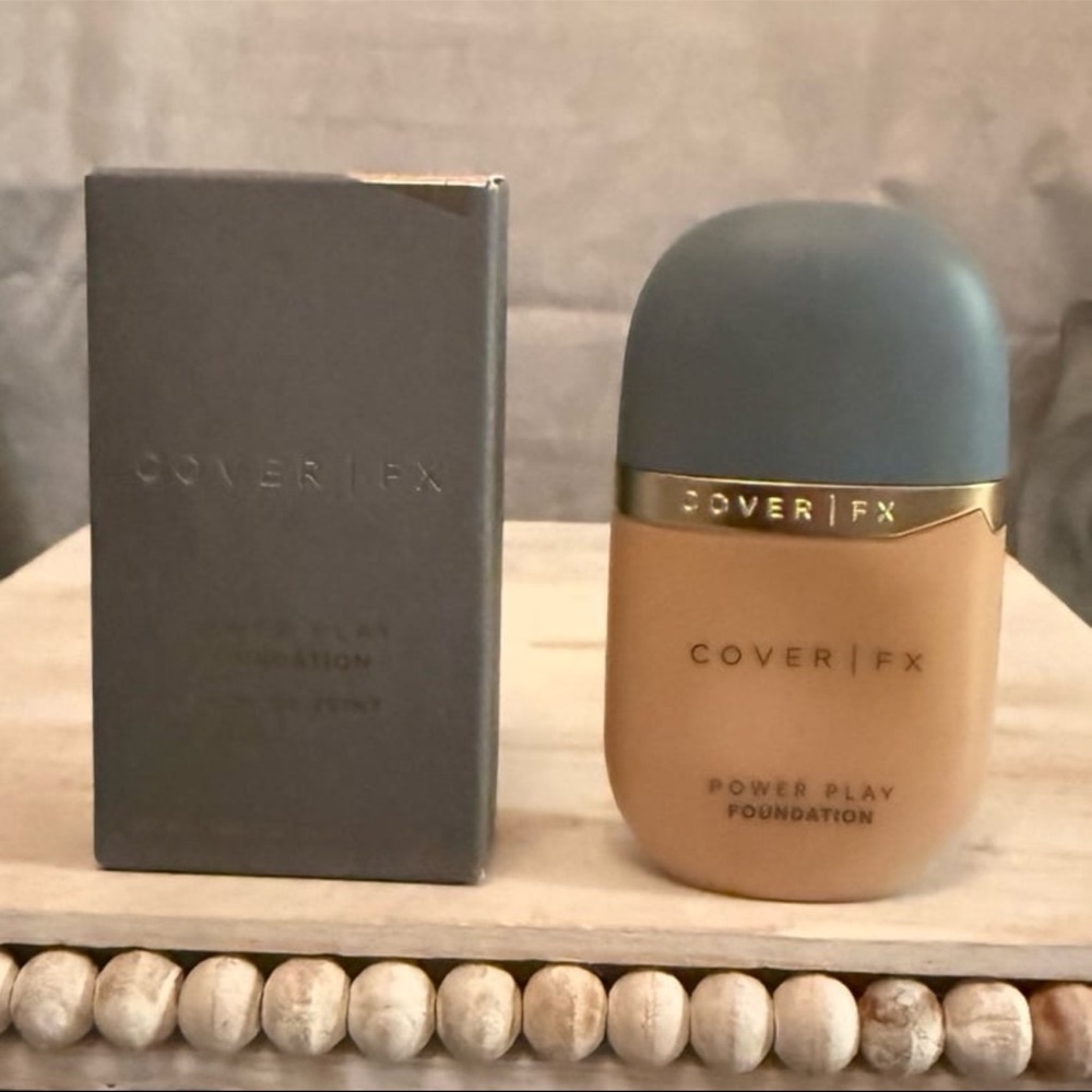 ⚡️⭐️Covergirl Power Play Foundation